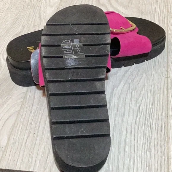 H&M Sandals - Picture 3 of 3